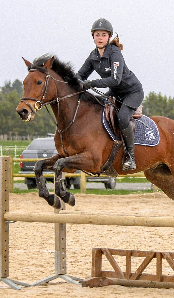img-04-free-img cso concours recadre zone 584x1000(1)